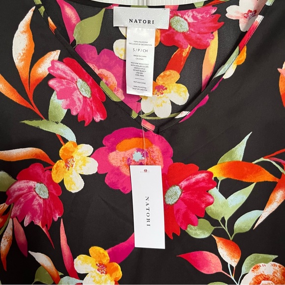 NATORI SATIN FLORAL CAFTAN - Picture 10 of 11